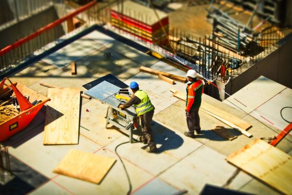5 critères essentiels pour sélectionner une entreprise du bâtiment à Morsang-sur-Orge