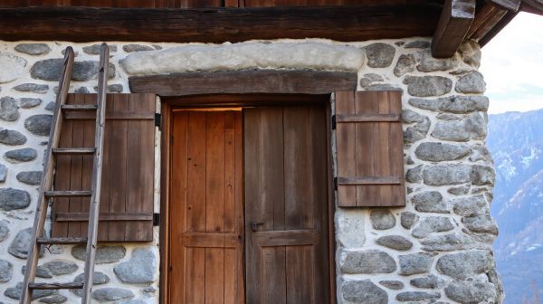 Top critères pour sélectionner un menuisier à Touët-de-l'Escarène