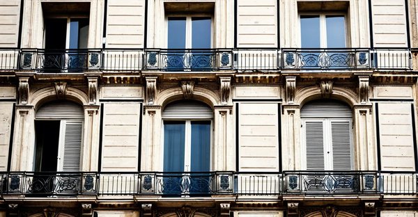 Ravalement de façade à marseille : expertisez pour un résultat durable